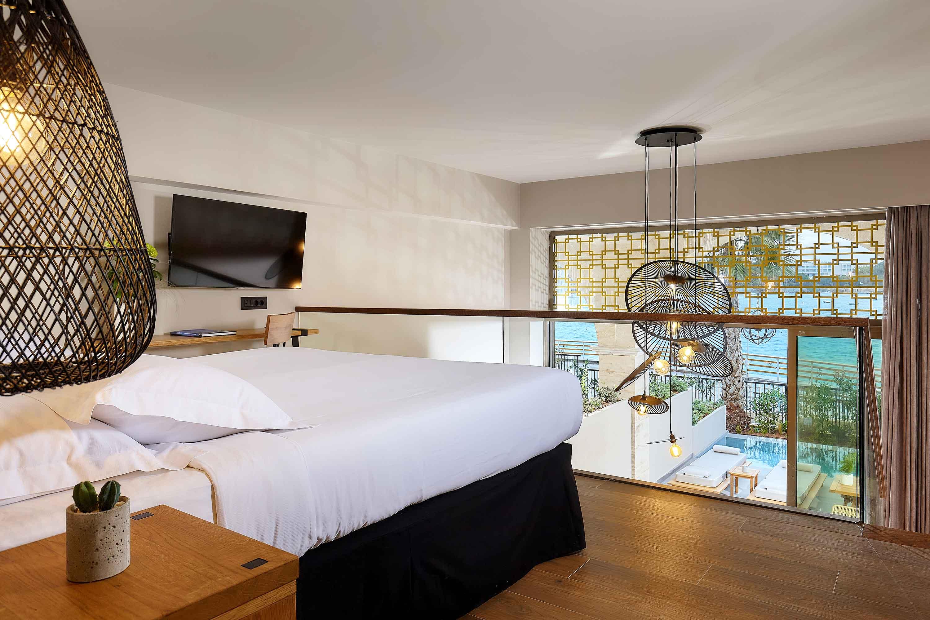 Castello Infinity Suites - Adults Only อาเยีย เปลาเยีย ภายนอก รูปภาพ