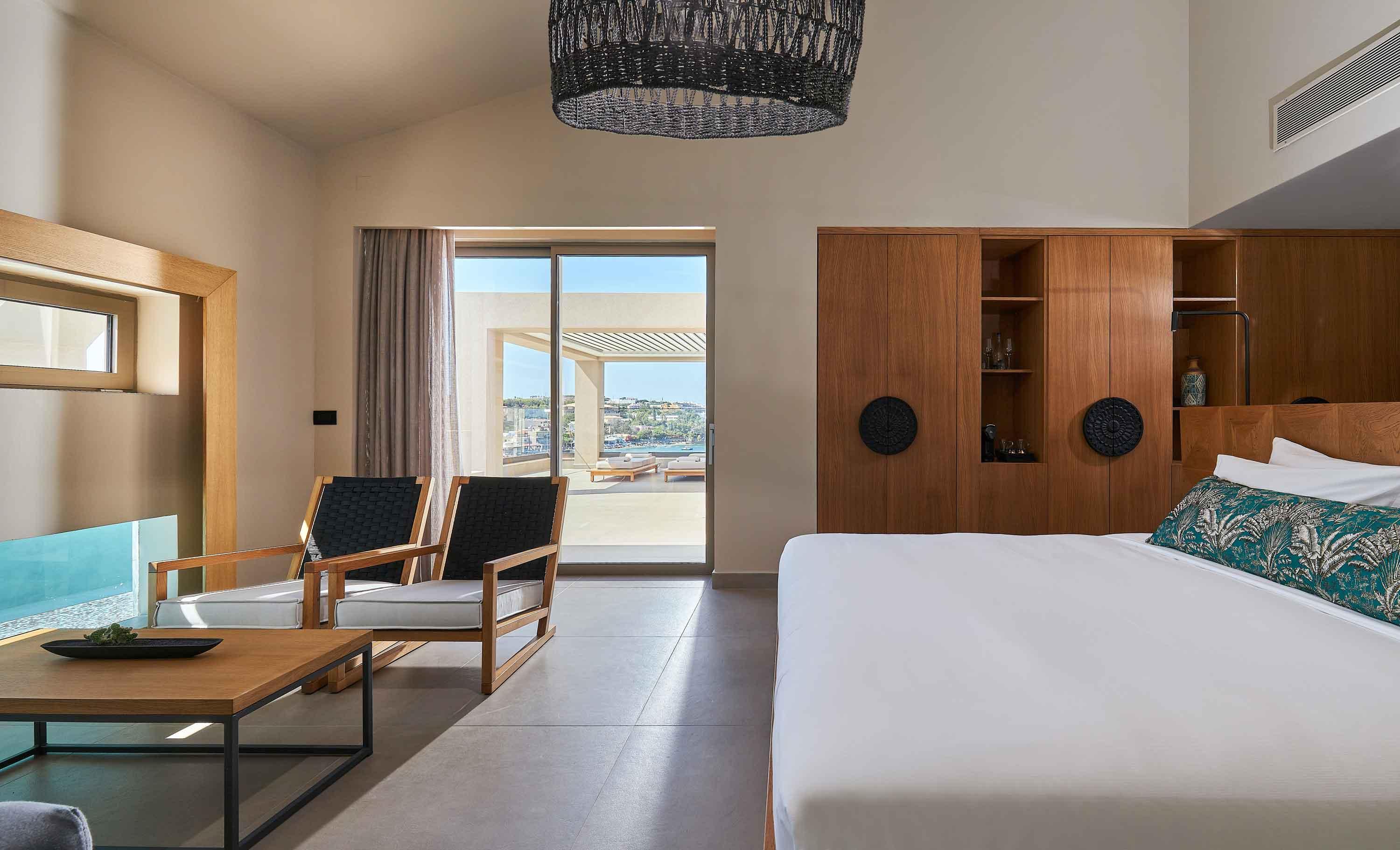 Castello Infinity Suites - Adults Only อาเยีย เปลาเยีย ภายนอก รูปภาพ