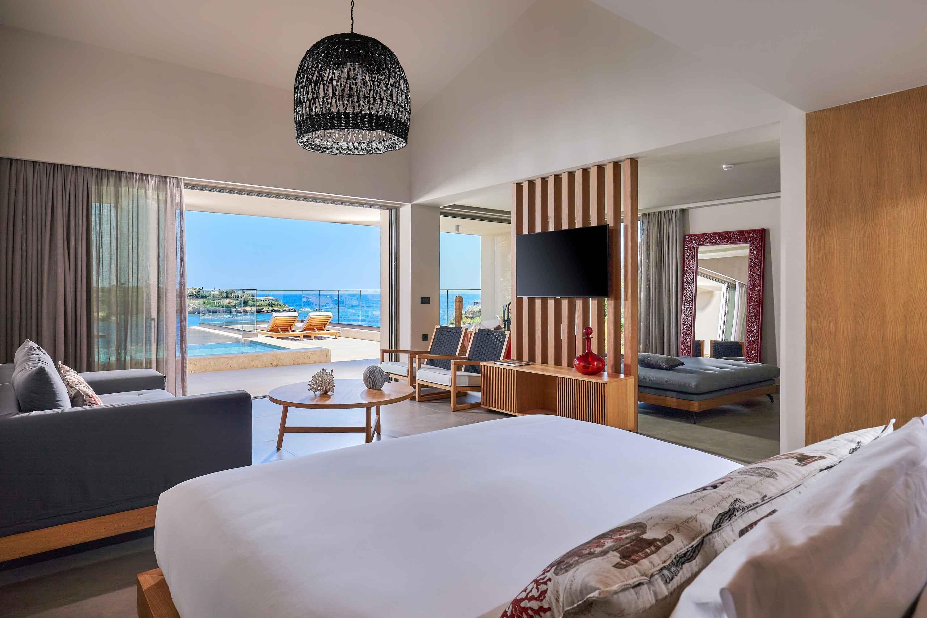 Castello Infinity Suites - Adults Only อาเยีย เปลาเยีย ภายนอก รูปภาพ