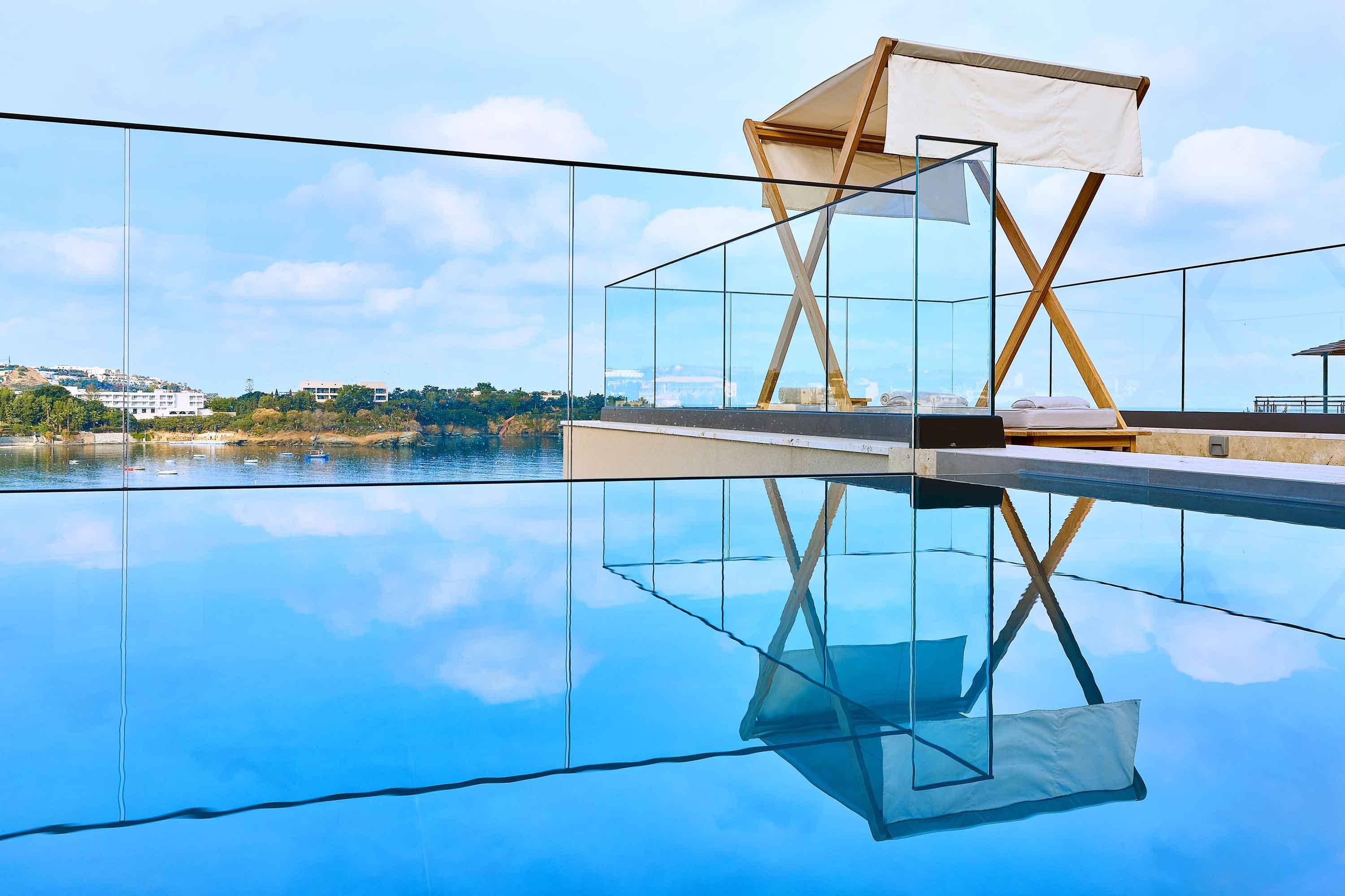 Castello Infinity Suites - Adults Only อาเยีย เปลาเยีย ภายนอก รูปภาพ